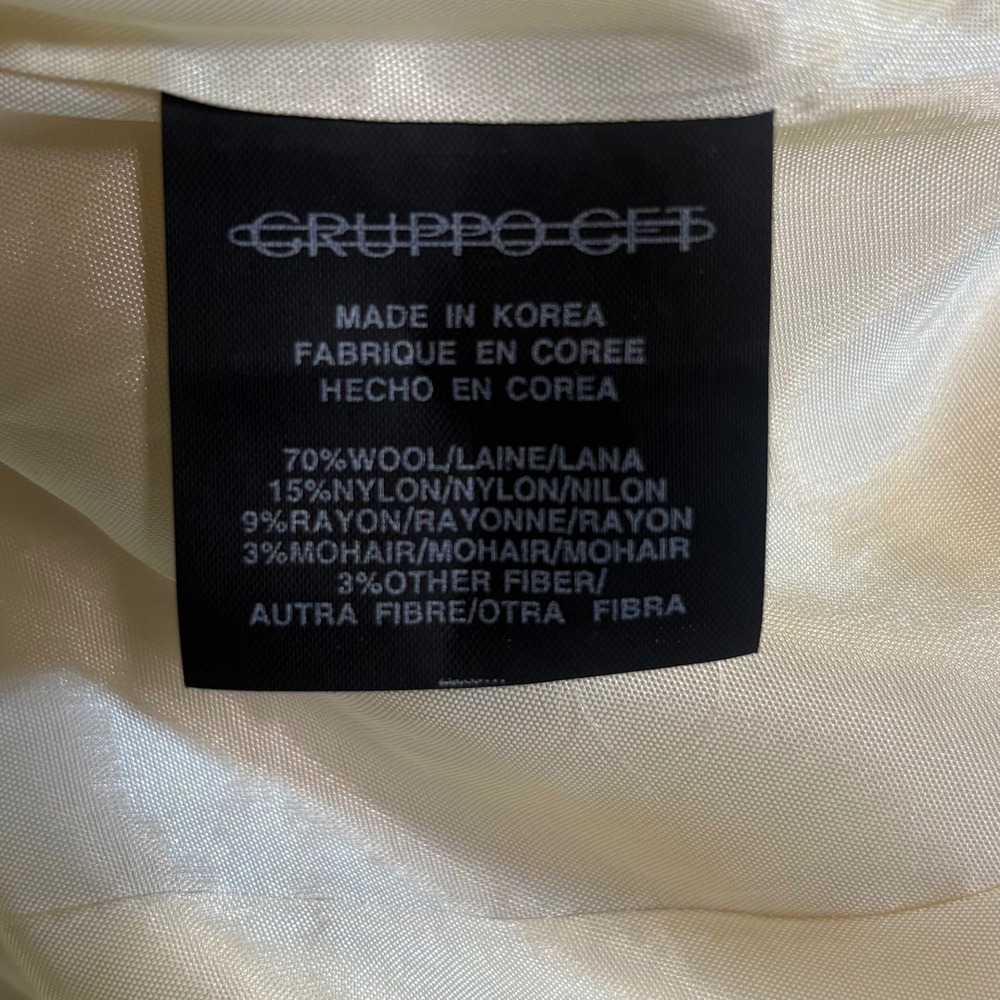 Emanuel Emanuel Ungaro Blazer Size 8 Cream
Wool Blend Mohair Notched Lapel - Picture 8 of 11